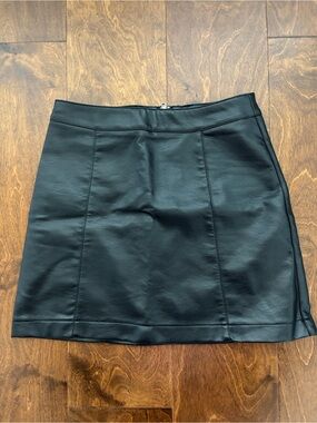 Forever 21 Black Faux Leather Mini Skirt